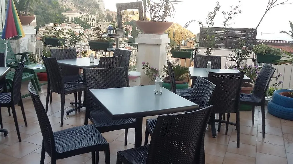 Hostel Taormina - Homstel イタリア