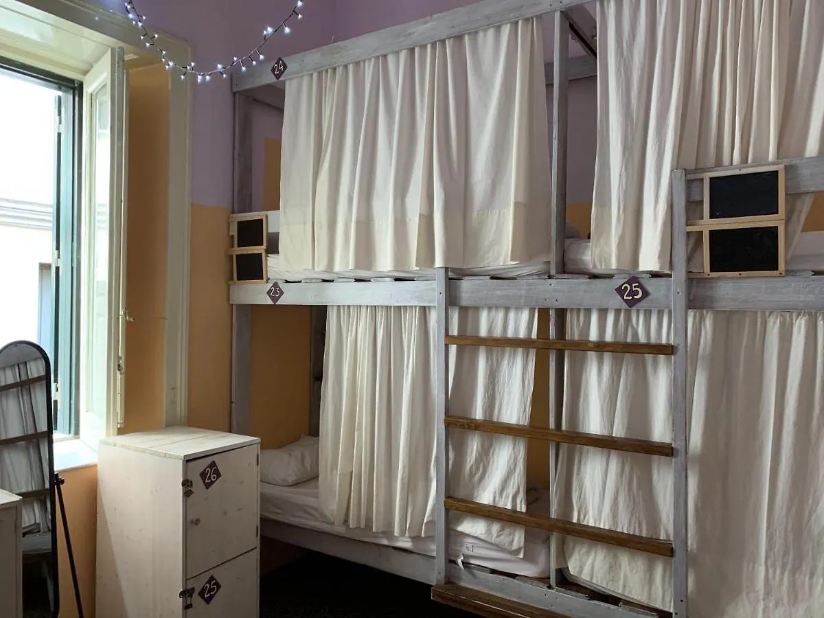 Hostel Taormina - Homstel 0*,  イタリア