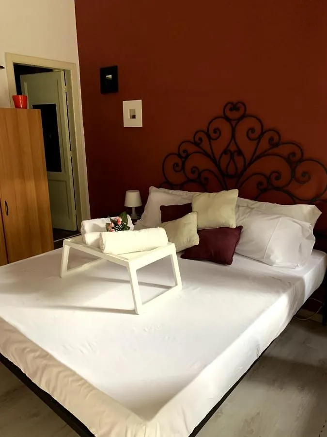 Hostel Taormina - Homstel 0*,